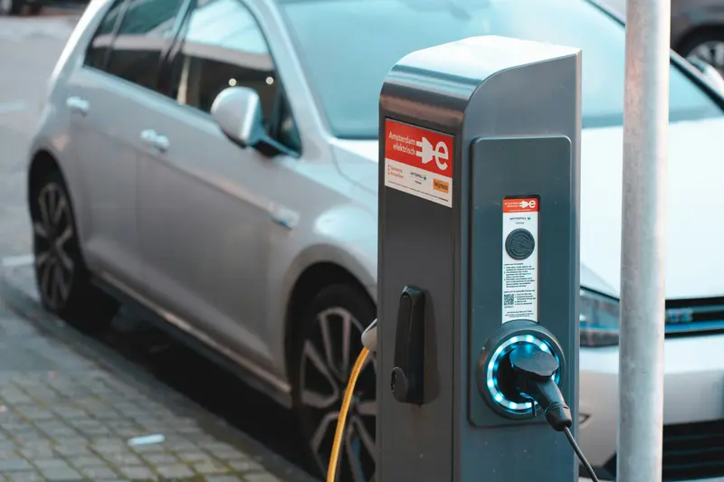 Samochody elektryczne to poprawa jakości powietrza i naszego zdrowia. Pod pewnymi warunkami