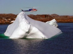 Góra lodowa u wybrzeży Labradoru