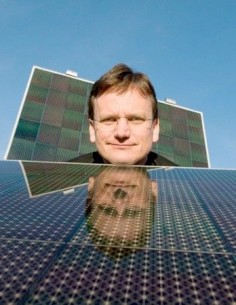 Martin Roscheisen oraz ogniwa firmy Nanosolar