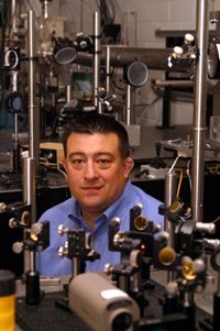 Todd Ditmire, dyrektor projektu budowy potężnego lasera© University of Texas