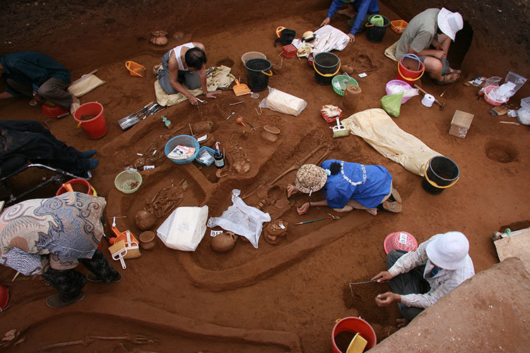 Azja Południowo-Wschodnia doświaczyła co najmniej 3 fal migracji Homo sapiens
