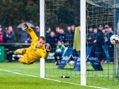 Lars Bo Nielsen, https://historyofsoccer.info/soccer-goalie, Unsplash