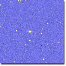 Gwiazda Gliese 581 (w centrum) © NASA