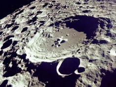 Krater na Księżycu