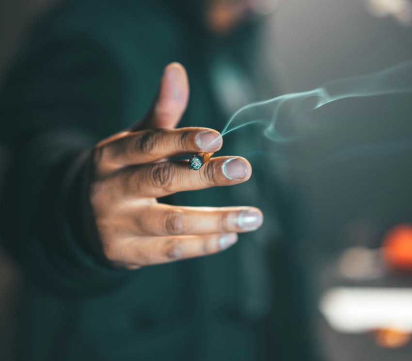 Palenie z trzeciej ręki staje się z czasem coraz bardziej szkodliwe