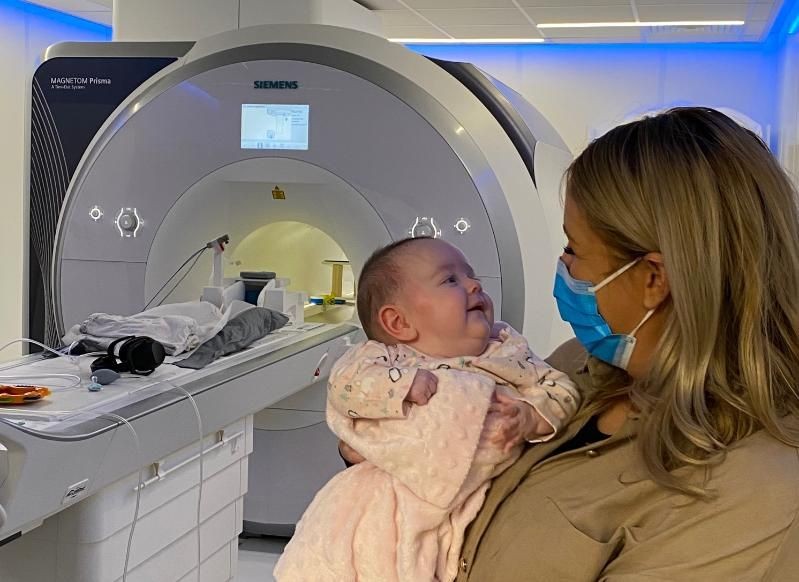 Już 2-miesięczne niemowlęta potrafią rozpoznawać i kategoryzować przedmioty