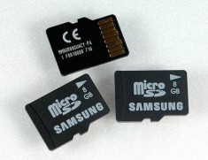 8-gigabajtowe microSD